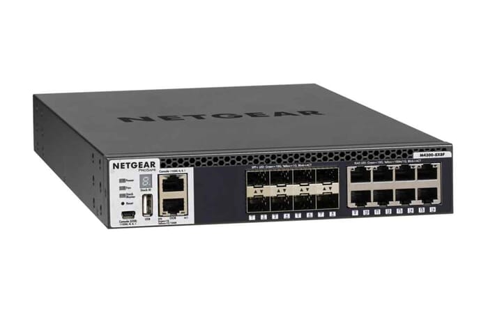 Netgear M4300-8X8F Managed L3 10G Ethernet 1U Schwarz